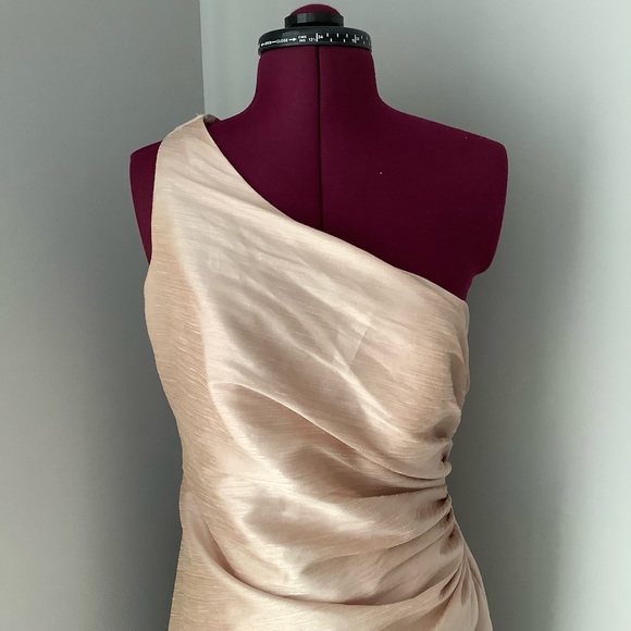 🎉HP🎉 ALEXIA DESIGNS 1-Shoulder Cocktail Dress - Picture 5 of 7